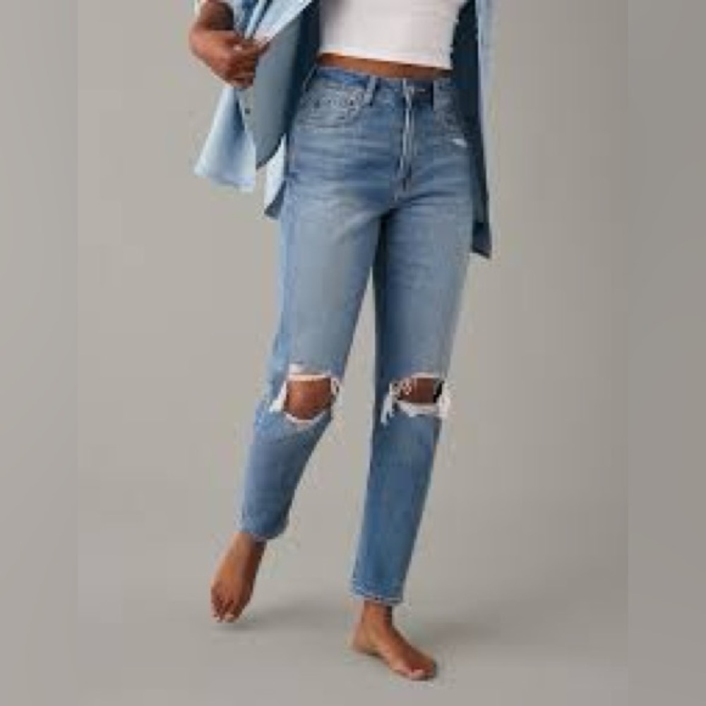 American Eagle, Mom, Jean, distressed medium wash‎ size 12
